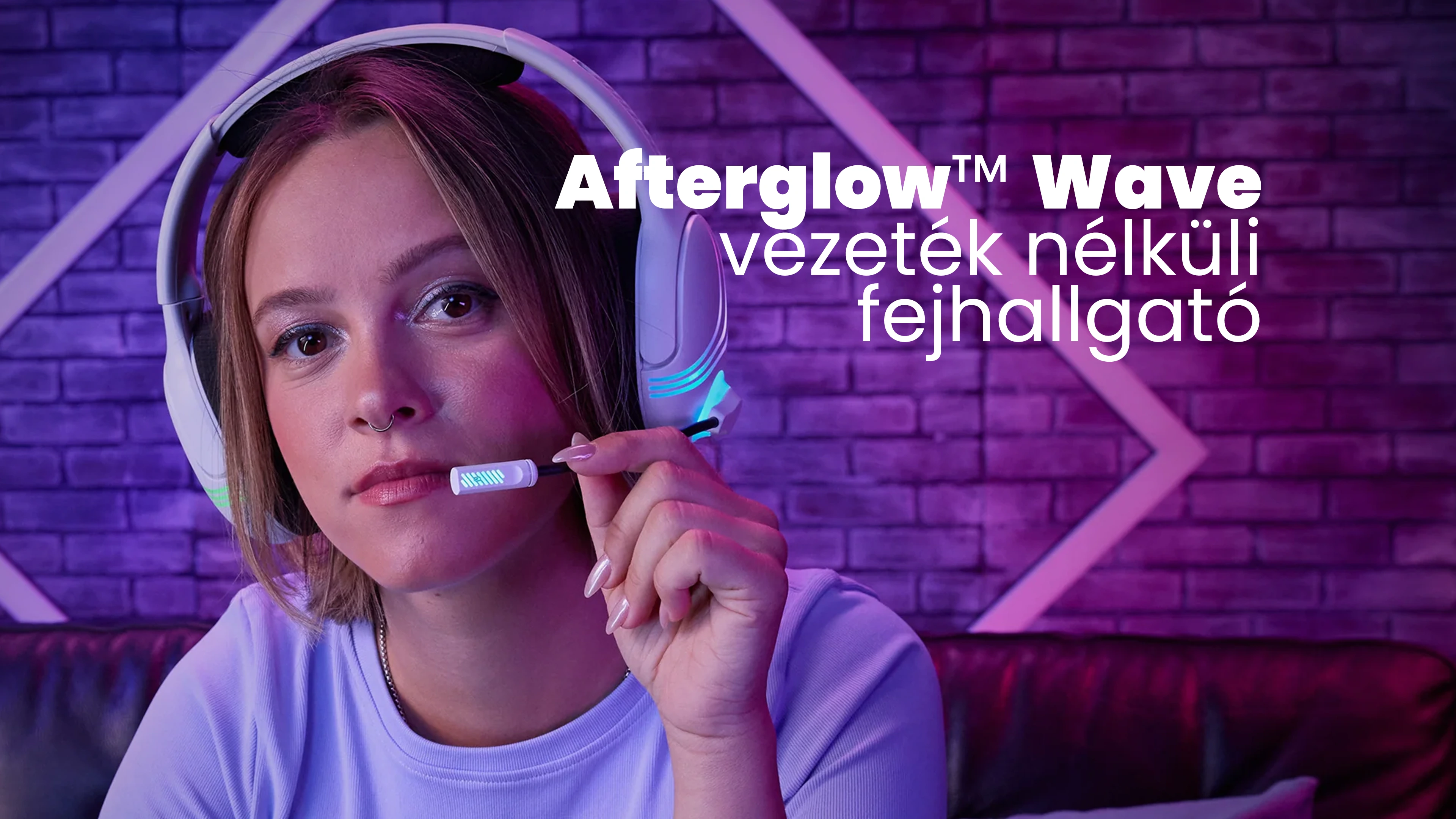 Új megvilágításba helyezi a játékélményt a PDP Xbox Afterglow Wave vezeték nélküli játék headsetje